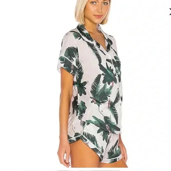 Revolve Plush Short Pajamas Pink Jungle Tropical Size S - Picture 2 of 4